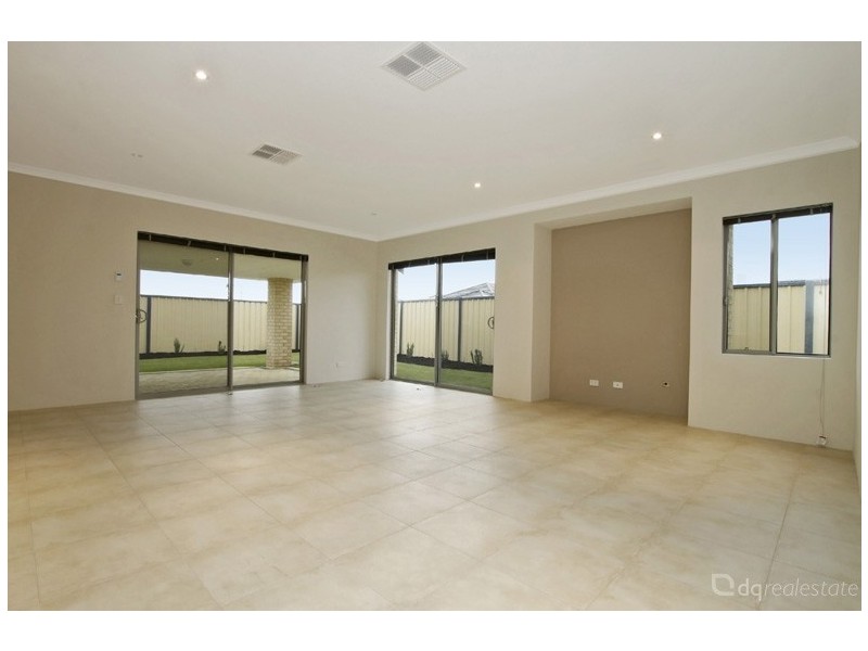 33 Ashley Road, Tapping WA 6065