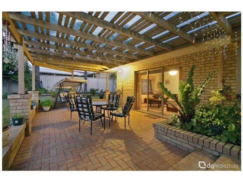 39 Chichester Drive, Woodvale WA 6026