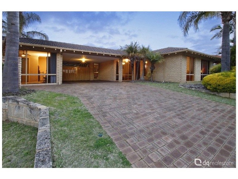 39 Chichester Drive, Woodvale WA 6026