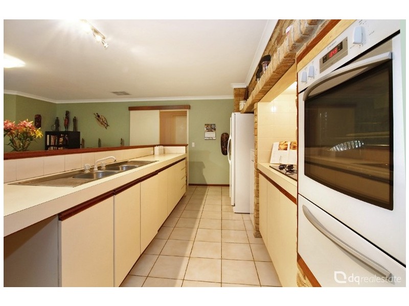 39 Chichester Drive, Woodvale WA 6026