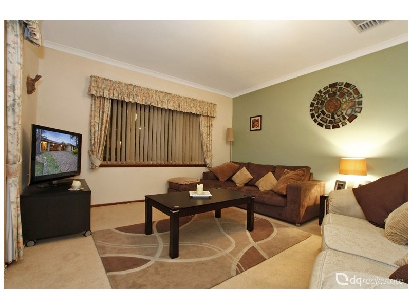 39 Chichester Drive, Woodvale WA 6026