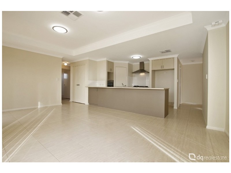 A/33 Wicklow Circle, Darch WA 6065