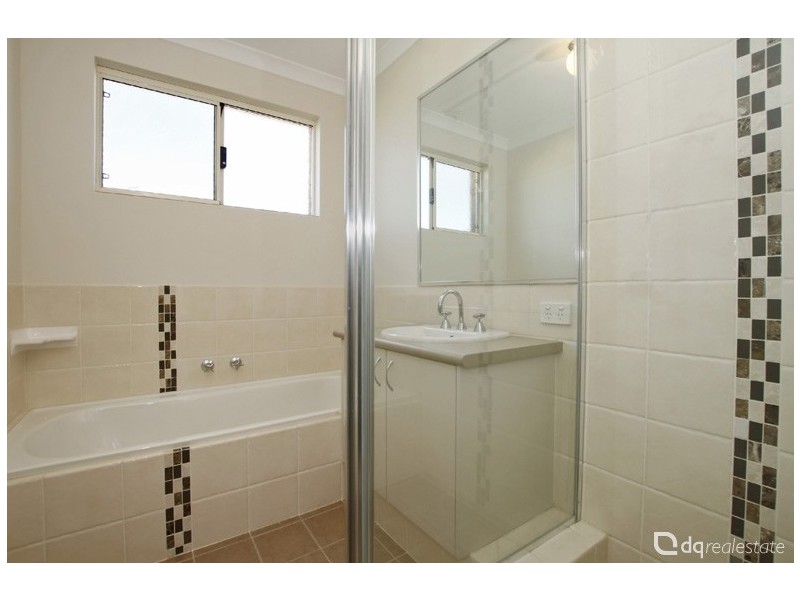 A/33 Wicklow Circle, Darch WA 6065