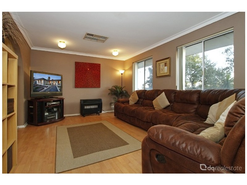 6 Nolyang Crescent, Wanneroo WA 6065