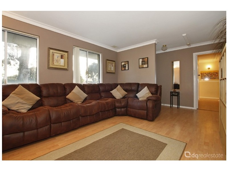 6 Nolyang Crescent, Wanneroo WA 6065