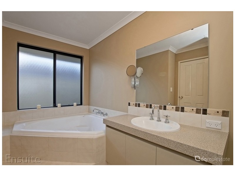 48 Castledene Way, Tapping WA 6065