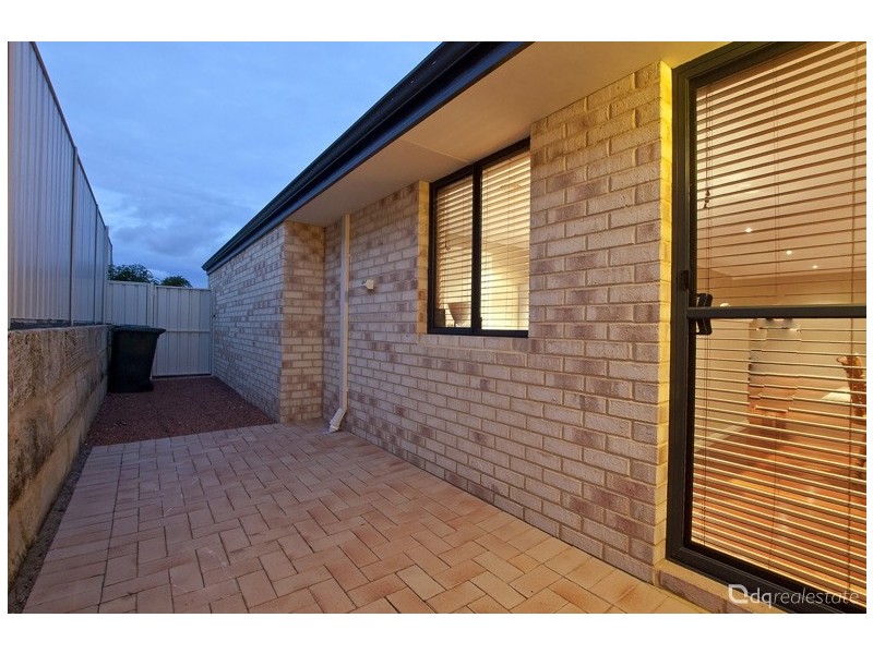 48 Castledene Way, Tapping WA 6065