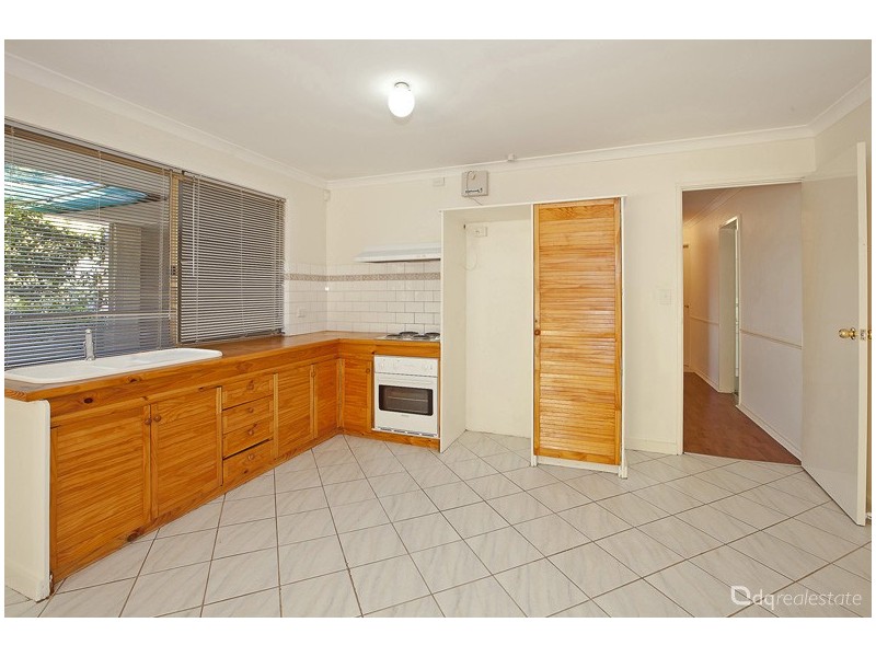 16 Lupin Court, Hocking WA 6065