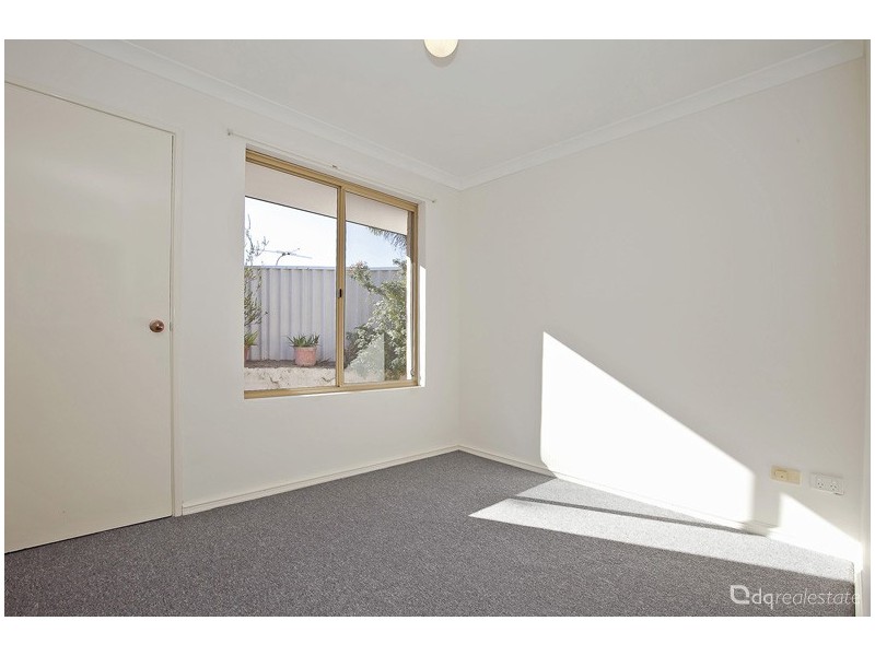 16 Lupin Court, Hocking WA 6065