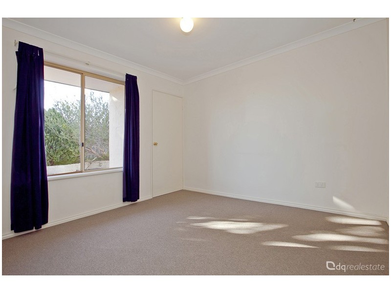 16 Lupin Court, Hocking WA 6065