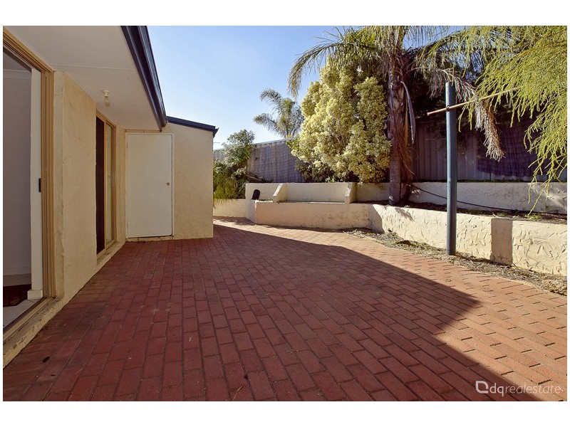 16 Lupin Court, Hocking WA 6065