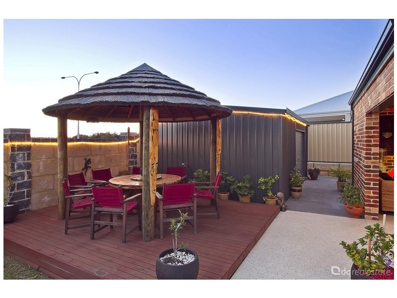 4 Lyssos Way, Tapping WA 6065