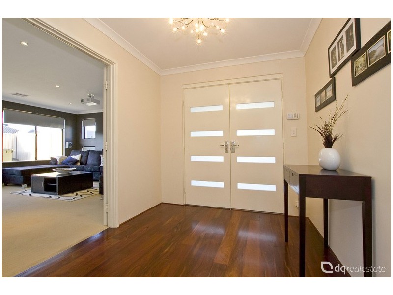 2 Dublin Road, Darch WA 6065