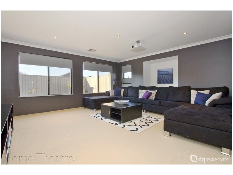 2 Dublin Road, Darch WA 6065
