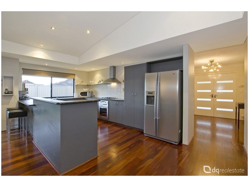 2 Dublin Road, Darch WA 6065
