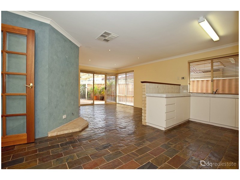 5A Plumdale Way, Woodvale WA 6026