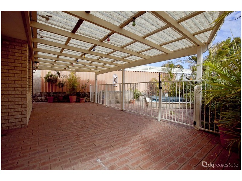 5A Plumdale Way, Woodvale WA 6026