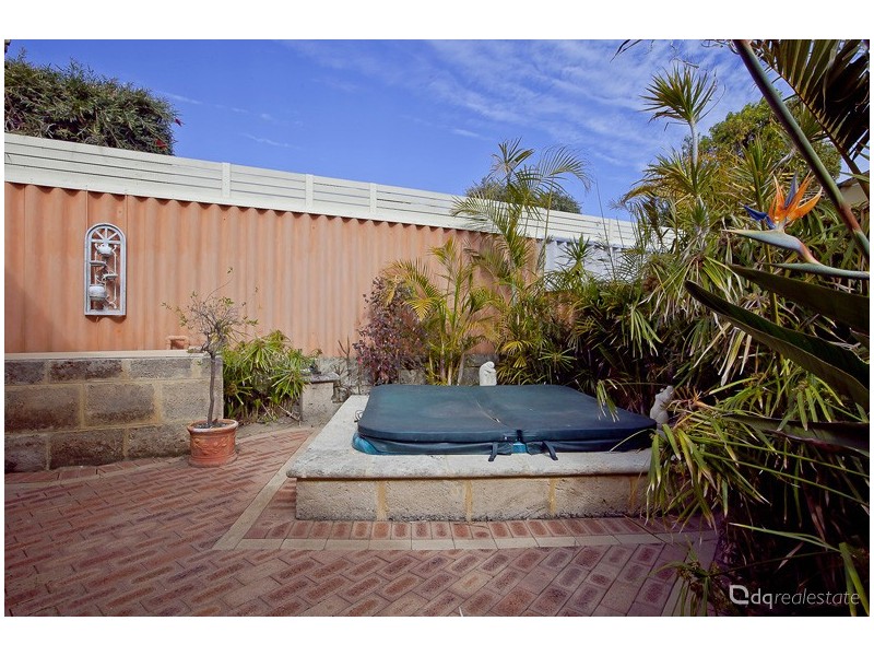 5A Plumdale Way, Woodvale WA 6026