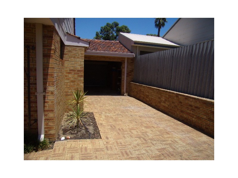 10b Corby Lane, Carine WA 6020