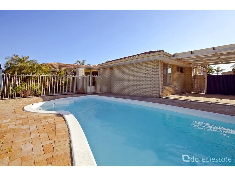 11 Richardson Court, Woodvale WA 6026