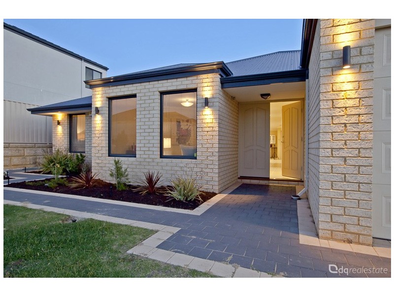 49 Romaine Loop, Darch WA 6065