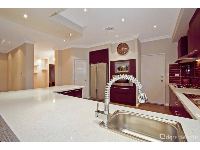 16 Castlebar Way, Darch WA 6065