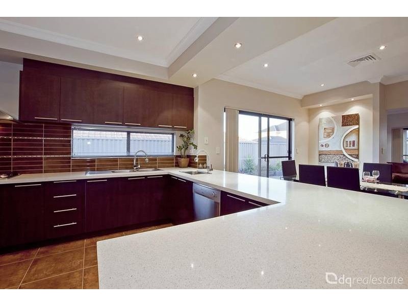 16 Castlebar Way, Darch WA 6065