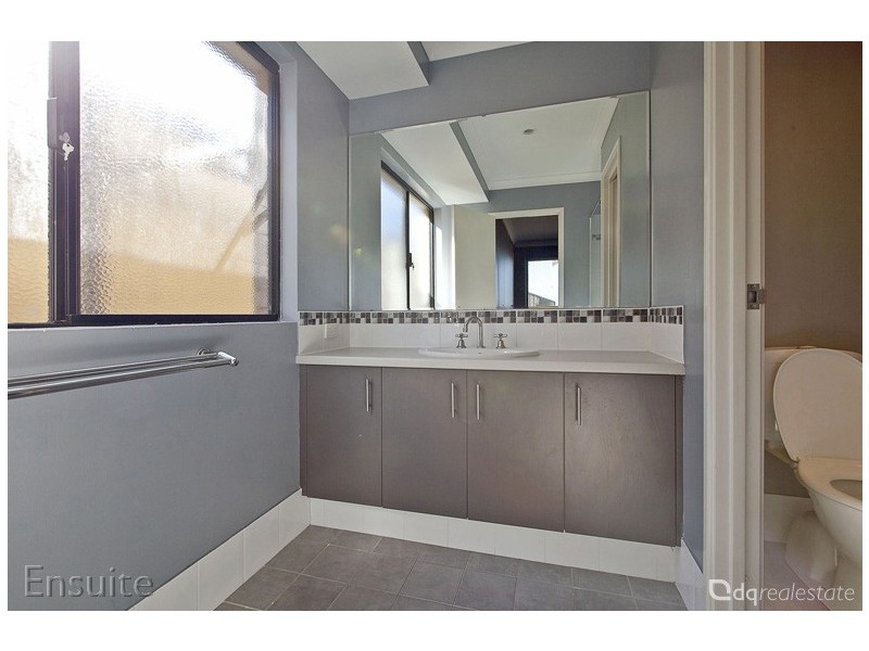 15 Pardalote Way, Tapping WA 6065