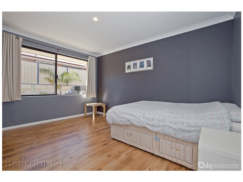 15 Pardalote Way, Tapping WA 6065