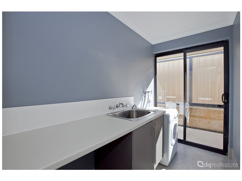 15 Pardalote Way, Tapping WA 6065