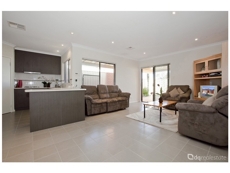 2/54 Balcombe Way, Westminster WA 6061