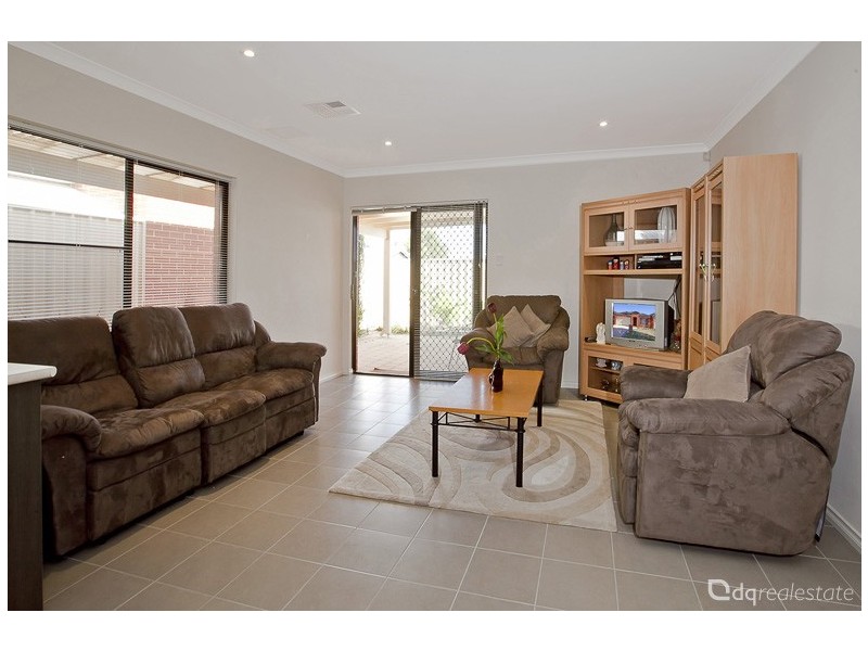 2/54 Balcombe Way, Westminster WA 6061