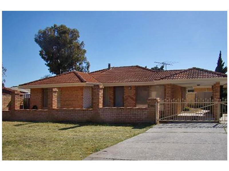 2 Gazelle Place, Marangaroo WA 6064