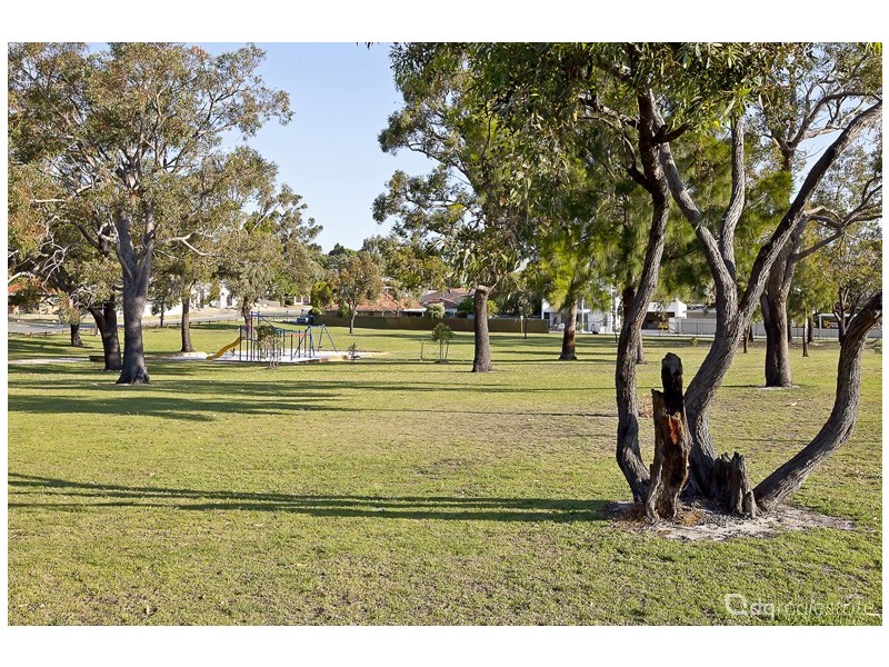 A/6 Dallington Cr, Balga WA 6061