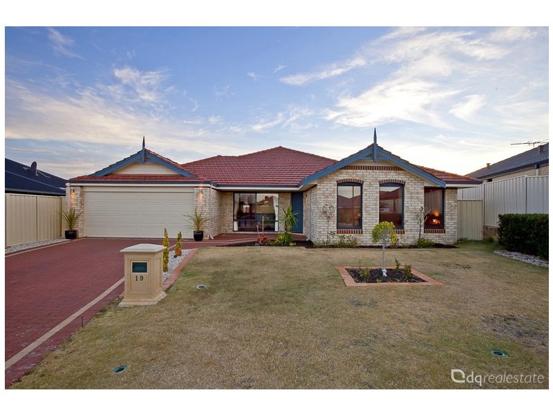 19 Penrose Vista, Tapping WA 6065