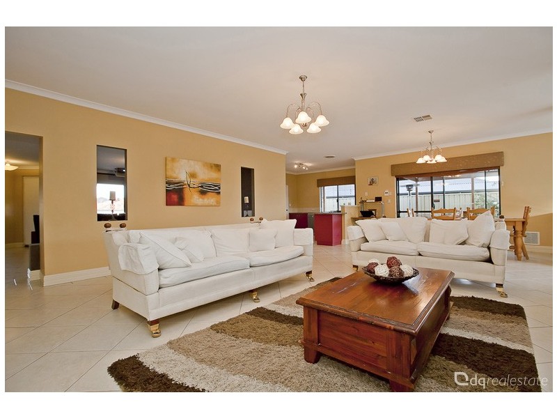 19 Penrose Vista, Tapping WA 6065