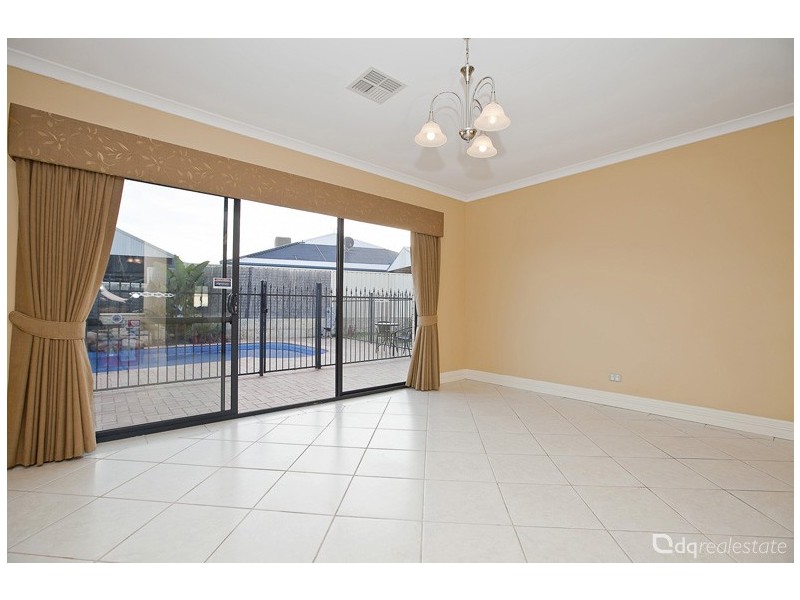 19 Penrose Vista, Tapping WA 6065