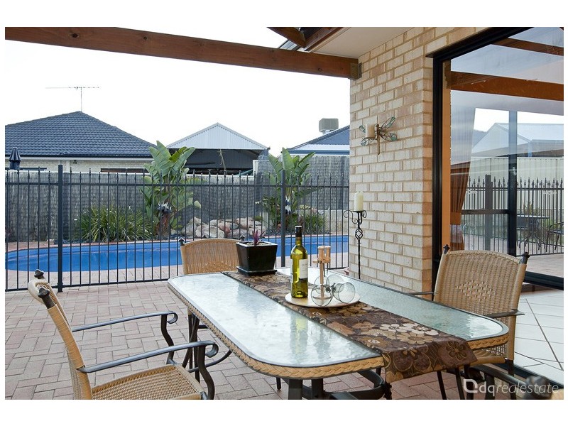 19 Penrose Vista, Tapping WA 6065