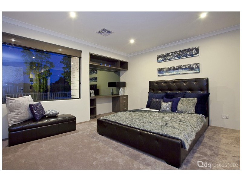 43 Botanic Avenue, Banksia Grove WA 6031