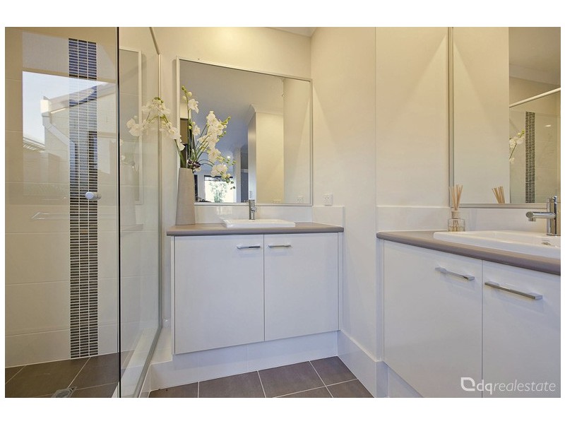 43 Botanic Avenue, Banksia Grove WA 6031