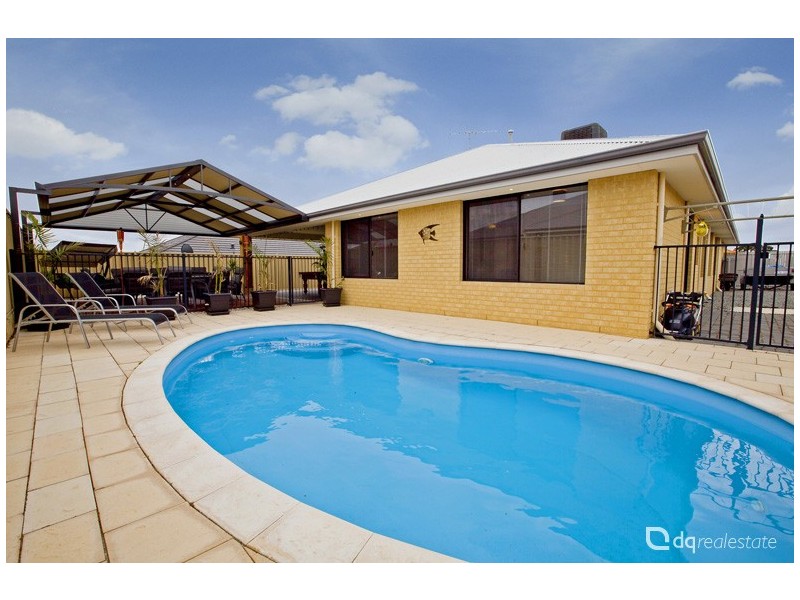 1 Sisley Approach, Tapping WA 6065