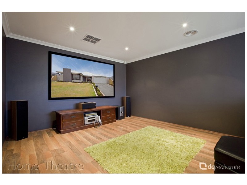 1 Sisley Approach, Tapping WA 6065