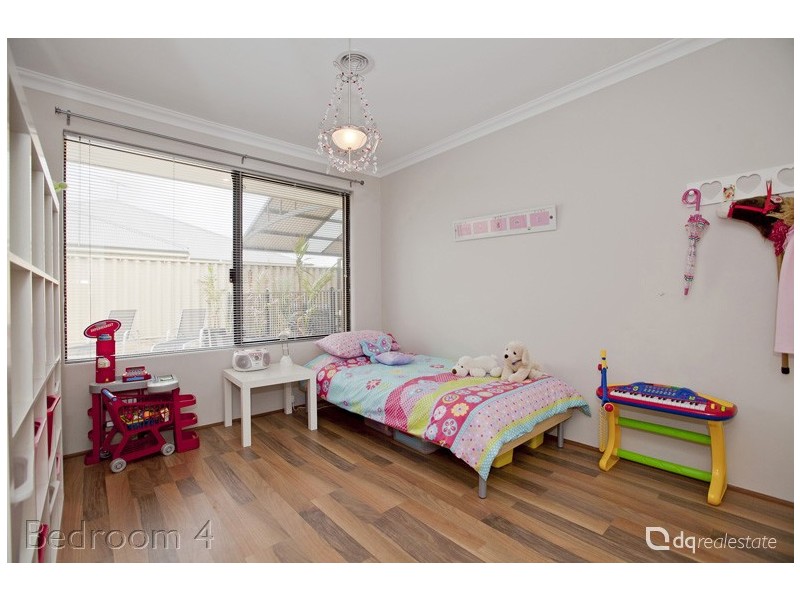 1 Sisley Approach, Tapping WA 6065