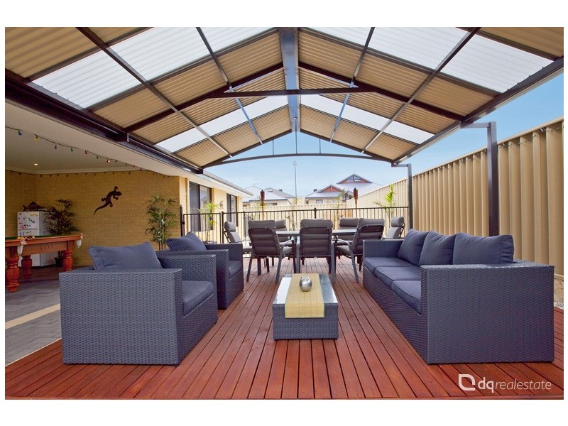 1 Sisley Approach, Tapping WA 6065