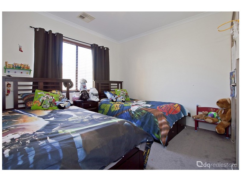 34 Bingarra Crescent, Tapping WA 6065