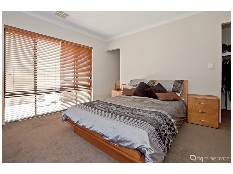 34 Bingarra Crescent, Tapping WA 6065