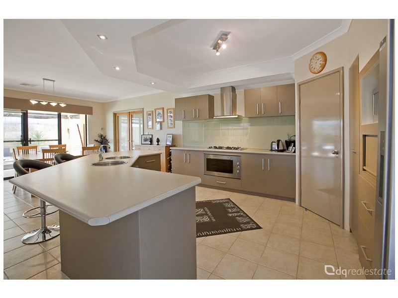 34 Bingarra Crescent, Tapping WA 6065