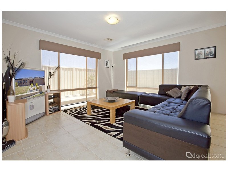 34 Bingarra Crescent, Tapping WA 6065