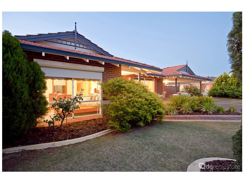 126 Chichester Drive, Woodvale WA 6026