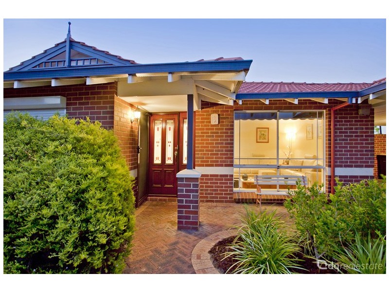 126 Chichester Drive, Woodvale WA 6026